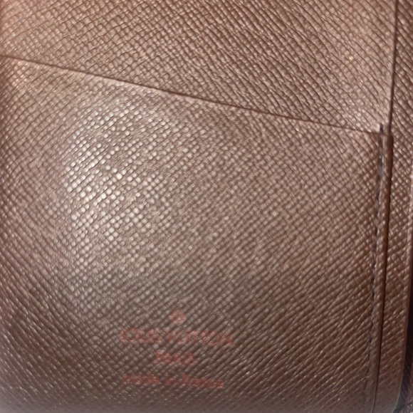 Louis Vuitton Damier Ebene Logo Print Wallet - Picture 6 of 15